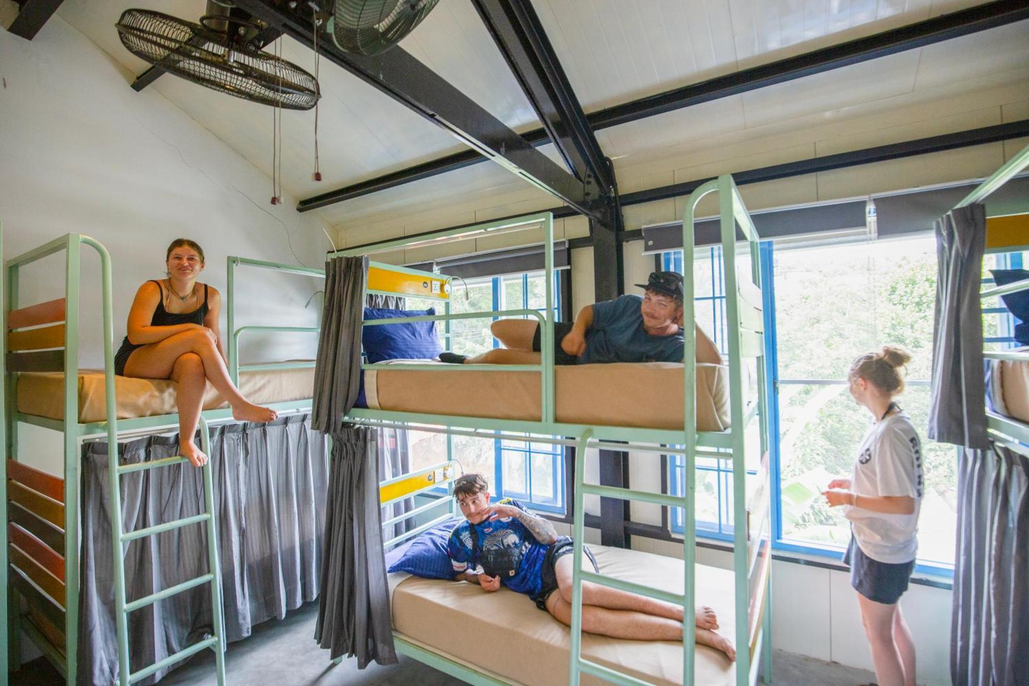 Hangover Hostels Ella Buitenkant foto
