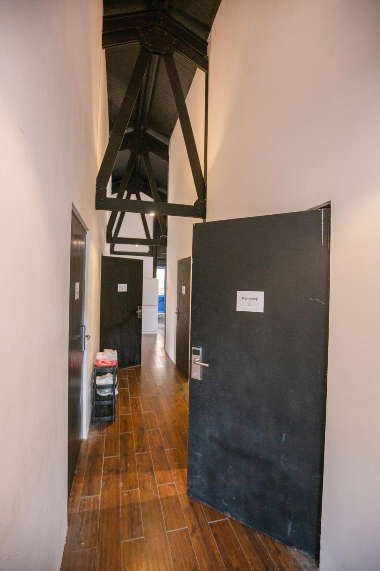 Hangover Hostels Ella Buitenkant foto